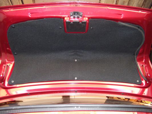 Обшивка багажника Рено Логан: как это происходит